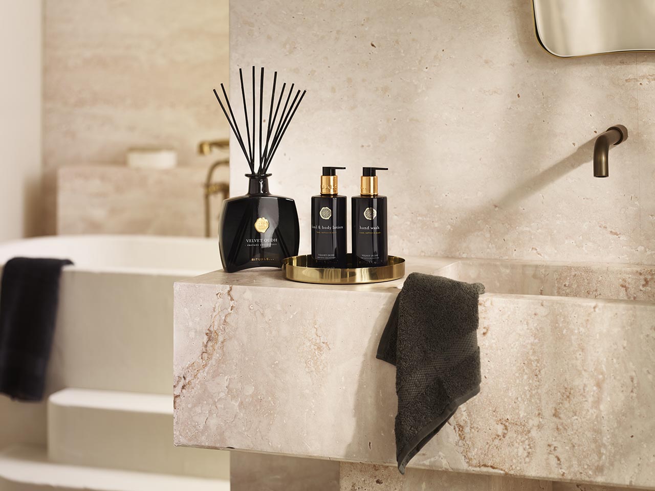 The Ritual of Black Velvet1